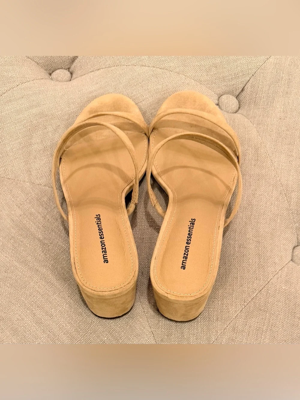 Amazon Essentials Sandal - Picture 7 of 10